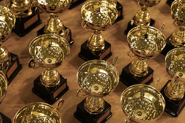 Trophies & Awards Riyadh 2