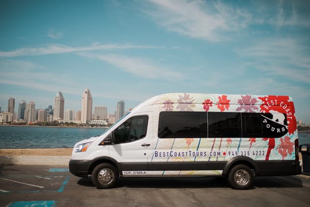 Vehicle Branding Riyadh 3